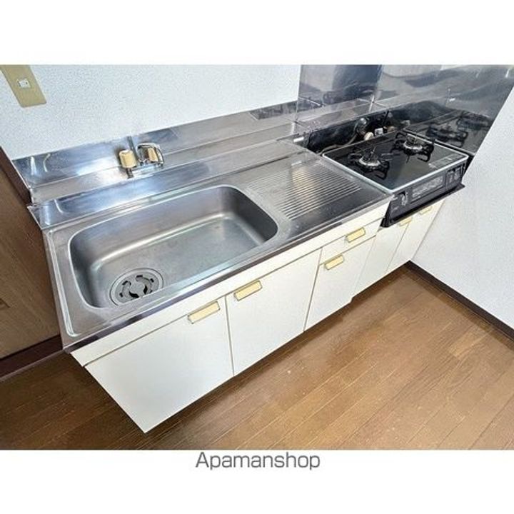 シャルロット205のキッチン