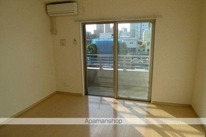 ヴィアーレ新寺の内装