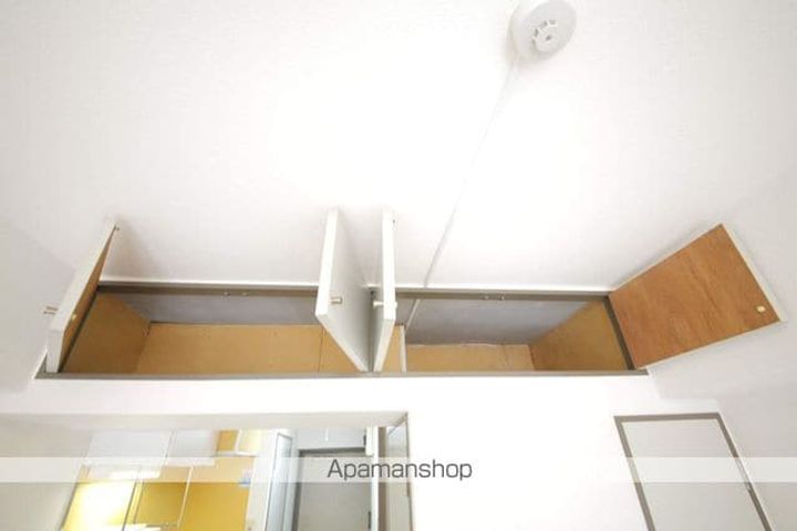 LIFEIN聖蹟の内装