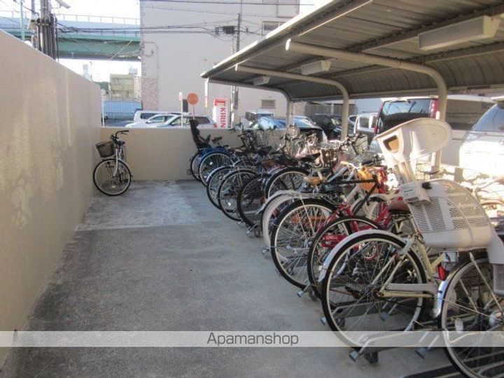 セントピア岡安の外観