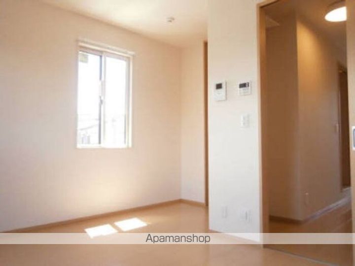 グランピエール瀬戸口の居間