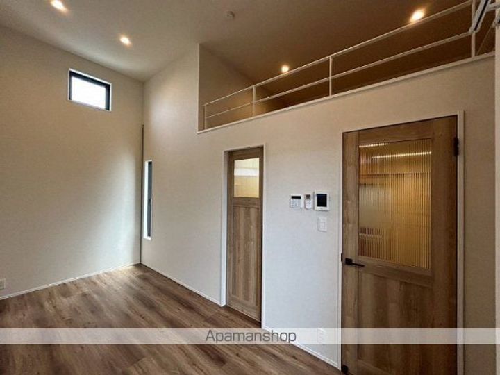 MAHORA MAISON 久留米大学前駅2の居間