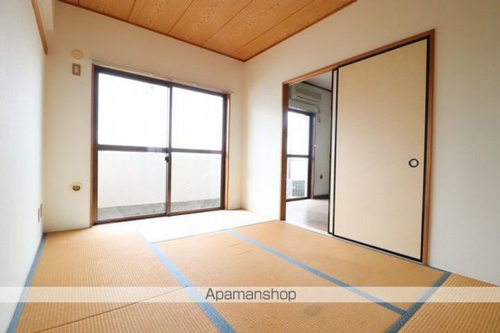 フルヤビル202の内装