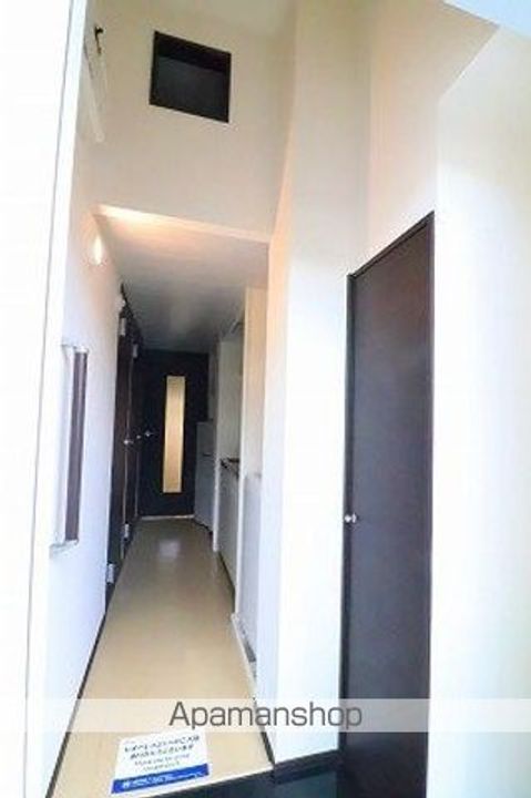 クレイノきよらかの玄関