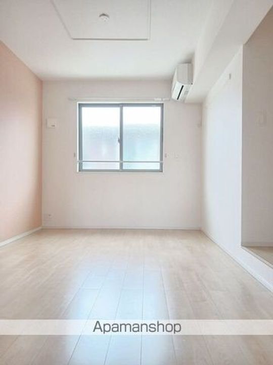 ローレルのその他画像