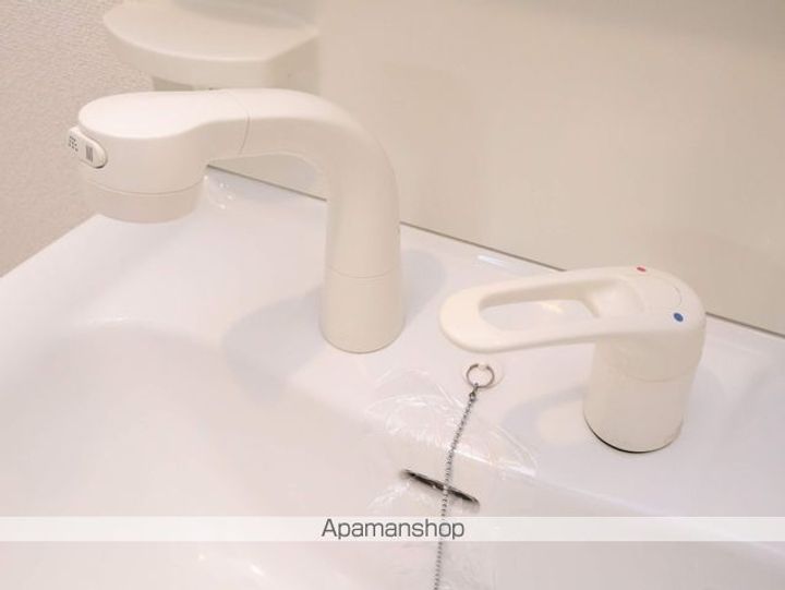 愛知県名古屋市千種区千種2丁目の賃貸アパートの内装