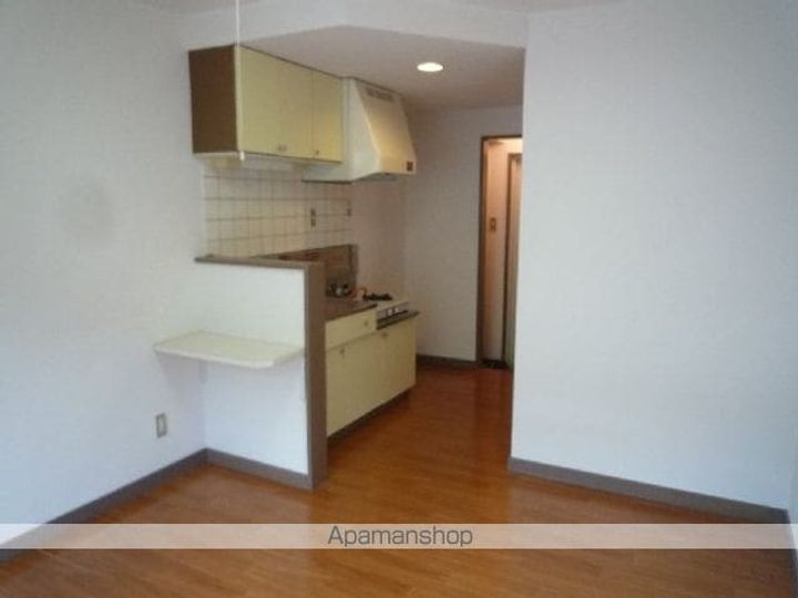 シャトーキミ312の居間