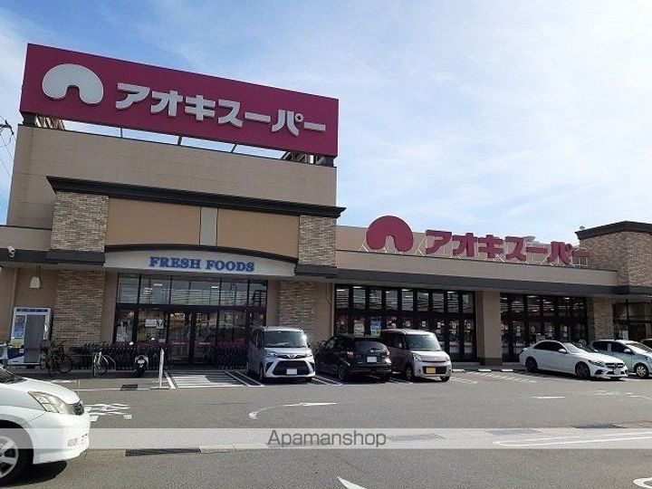 ファミール池田の周辺