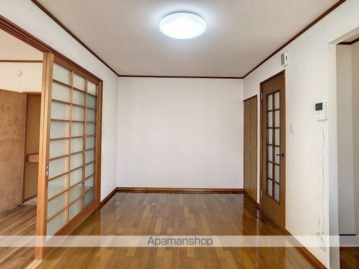 クワイエットハイツ1-2の内装