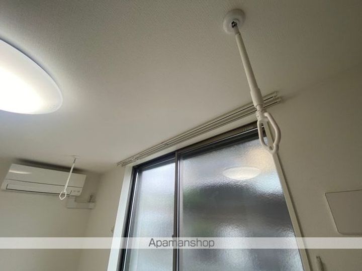 カインドネス八王子散田102号室の内装