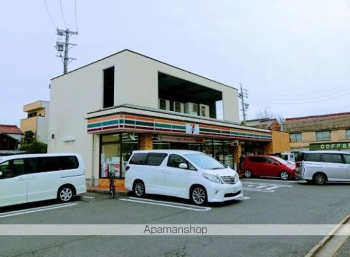 エランヴィタール4Dの周辺