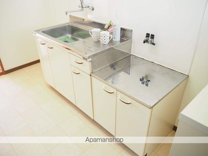 セレニティー202の内装