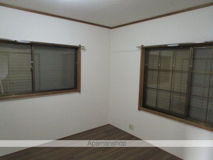 サンパレス八千代台一番館の居間