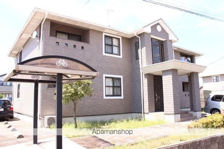 ヴィラ・ウエスト北館・南館南館101の外観