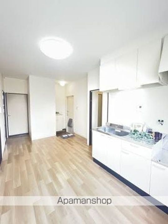 グレースフジ C棟の居間