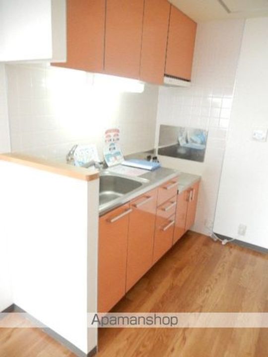 ラフレシール中道201のキッチン