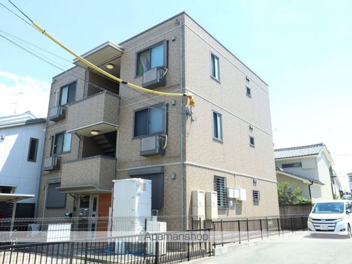 トレビナ城木の外観