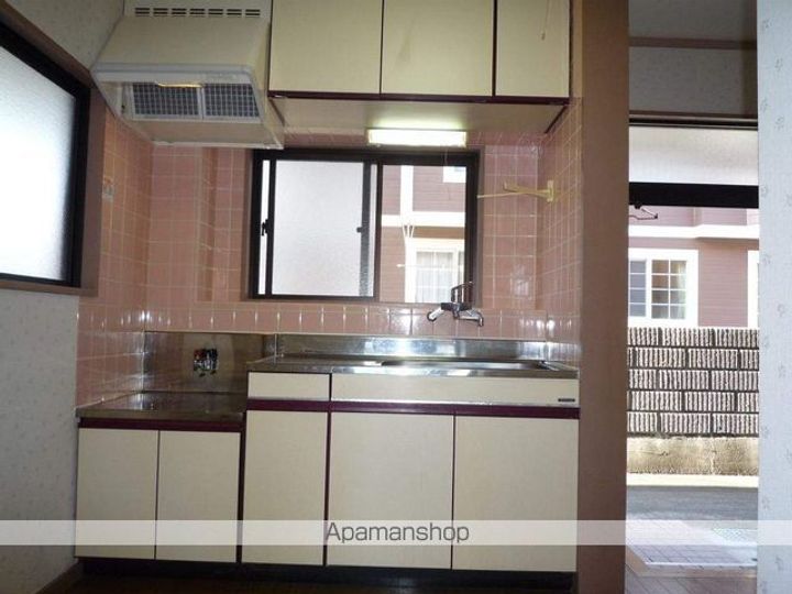 第2ハイツ八ツ坂101のキッチン