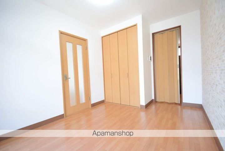 愛知県豊橋市花中町の賃貸マンションの内装