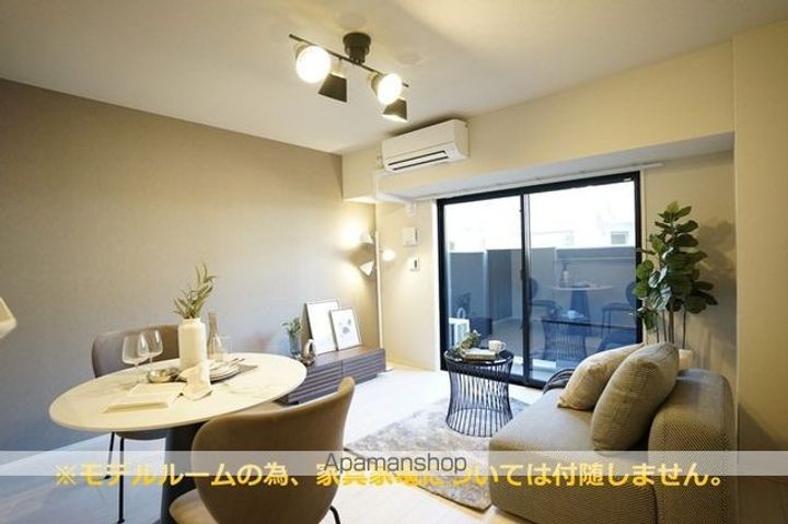 大阪府大阪市阿倍野区三明町2丁目の賃貸マンションの居間