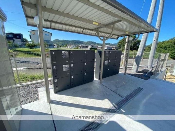 香川県綾歌郡綾川町滝宮の賃貸アパートのその他画像
