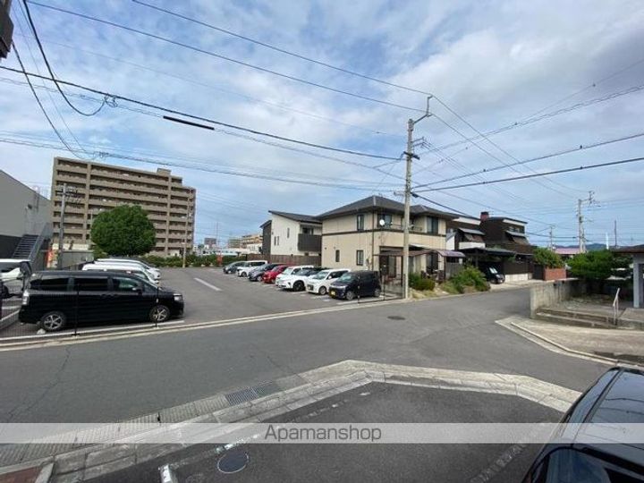 香川県高松市松縄町の賃貸アパートの内装