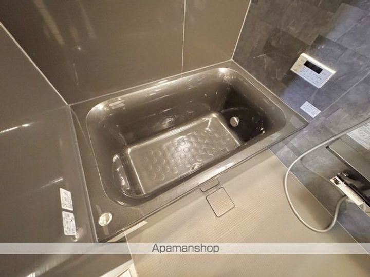 滋賀県東近江市小脇町の賃貸アパートの風呂