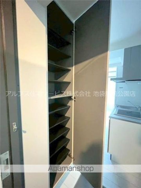 早稲田鶴巻町IMAハウスの内装