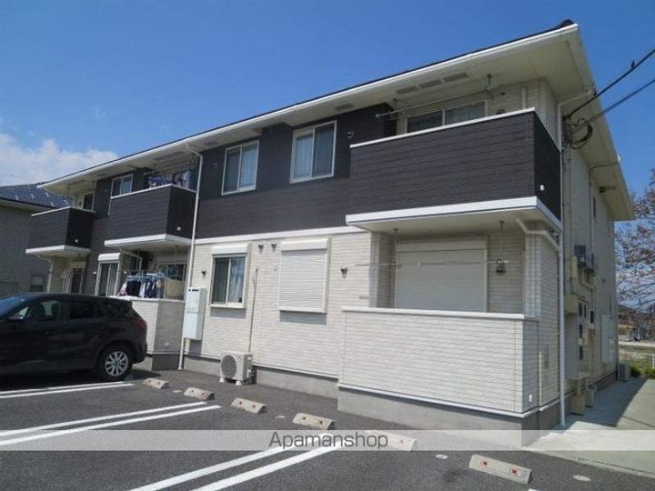 山梨県中巨摩郡昭和町河西の賃貸アパートの外観