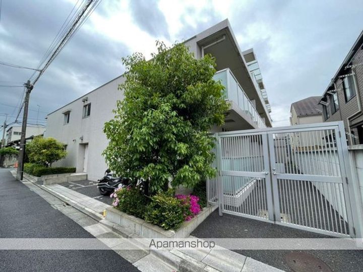 東京都杉並区高円寺南5丁目の賃貸マンションの外観