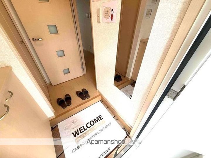 サザンスクェア Aの玄関