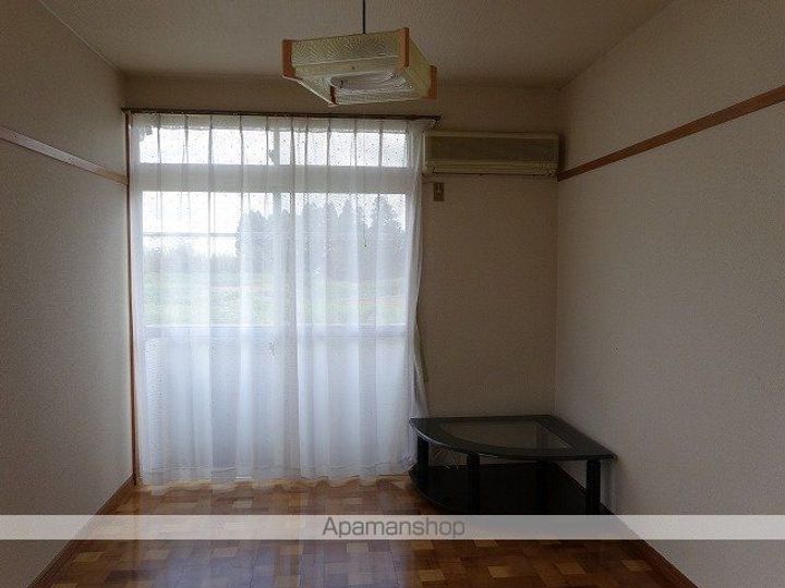 コーポすずらん203の居間