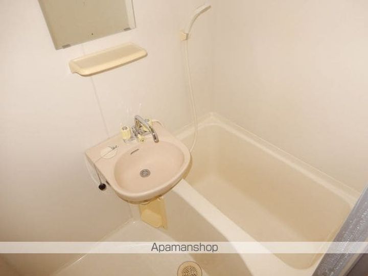 フレグランス萩原の風呂