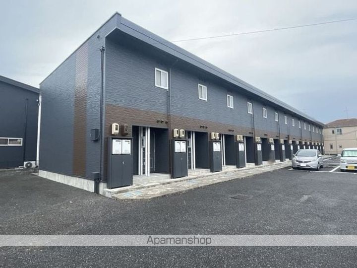 レオパレスどんぐり208の外観