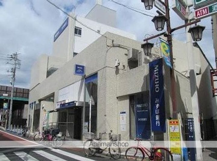 DELCCS西池袋の周辺