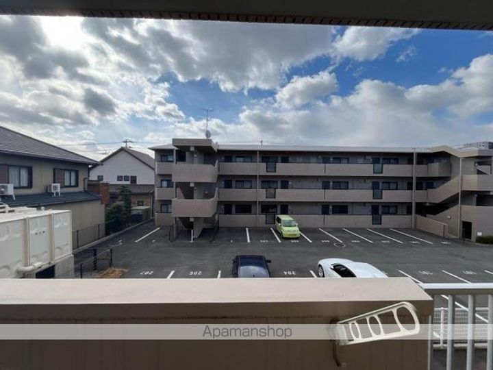 香川県高松市伏石町の賃貸マンションの内装