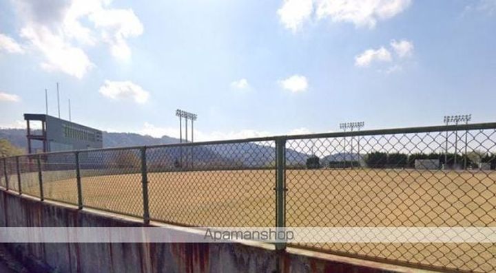 香川県高松市牟礼町大町の賃貸アパートの周辺