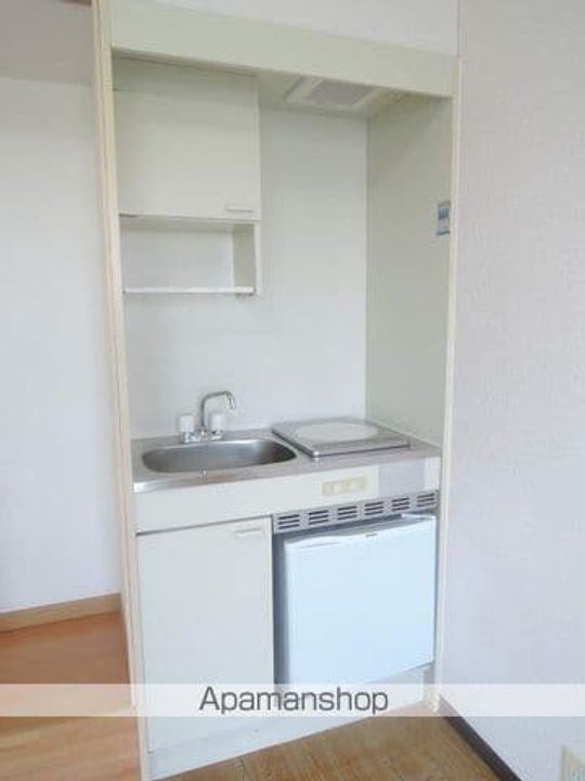 グランピア小松里302のキッチン