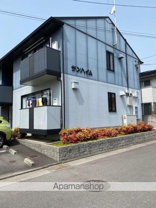香川県高松市伏石町の賃貸アパートの外観