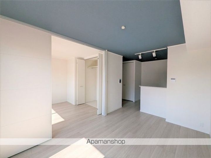 エターナル・ブライトの内装