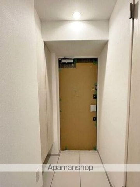 エルドラード常磐町の玄関