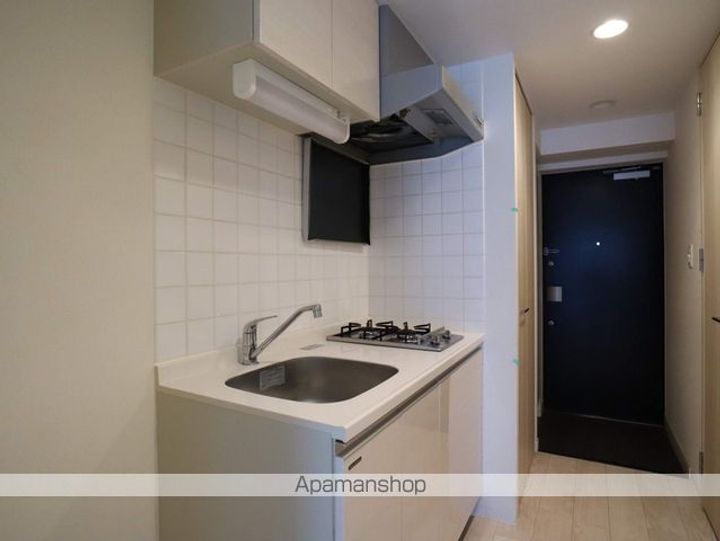 愛知県名古屋市千種区内山3丁目の賃貸マンション1303のキッチン