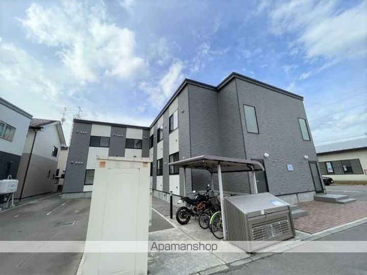 レオパレスカルモ104の外観