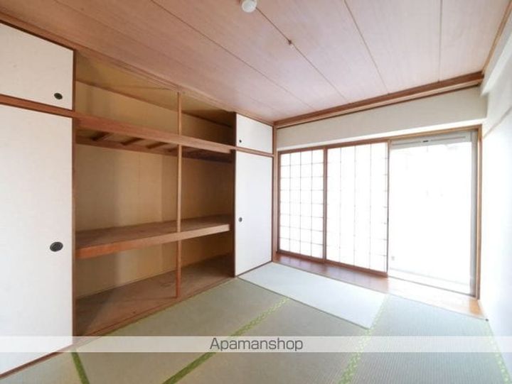 日新けやき台マンションの内装