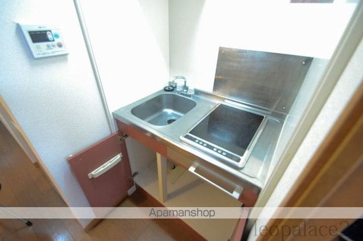 レオパレスフローラ湯築104のキッチン