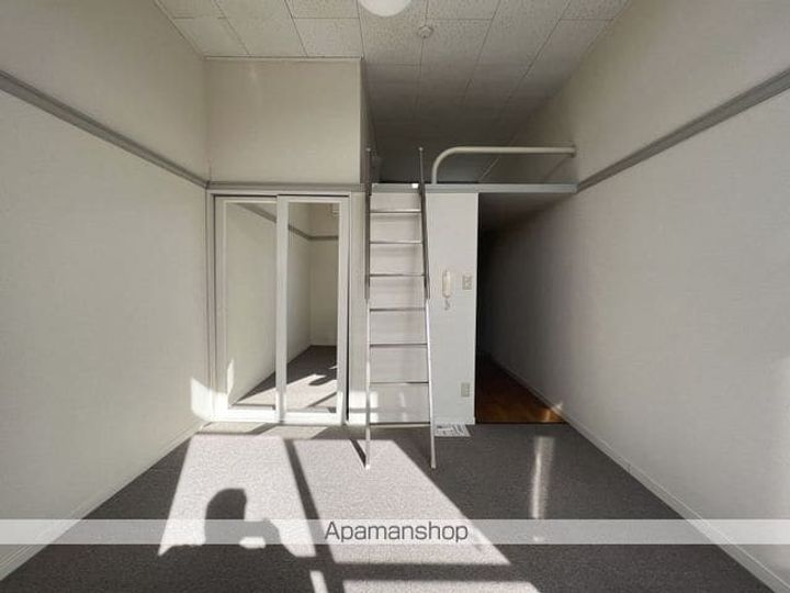 ソレーユ201の内装