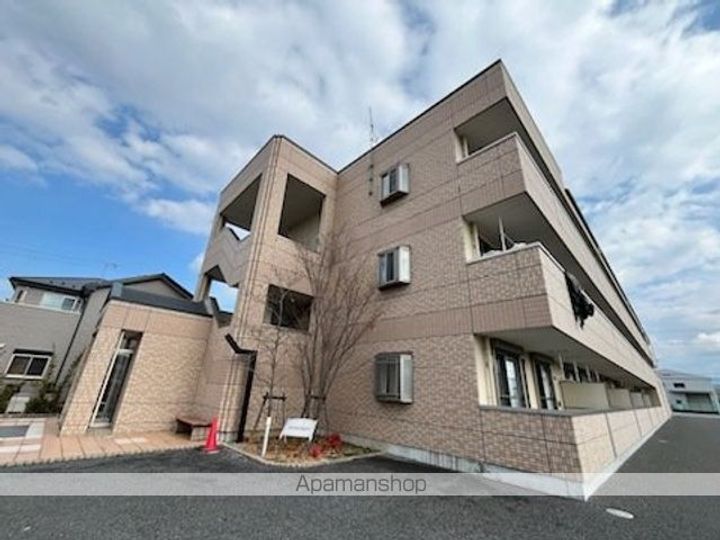 滋賀県彦根市高宮町の賃貸マンションの外観