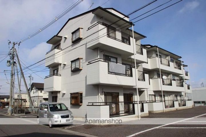 柏山ハイツの外観