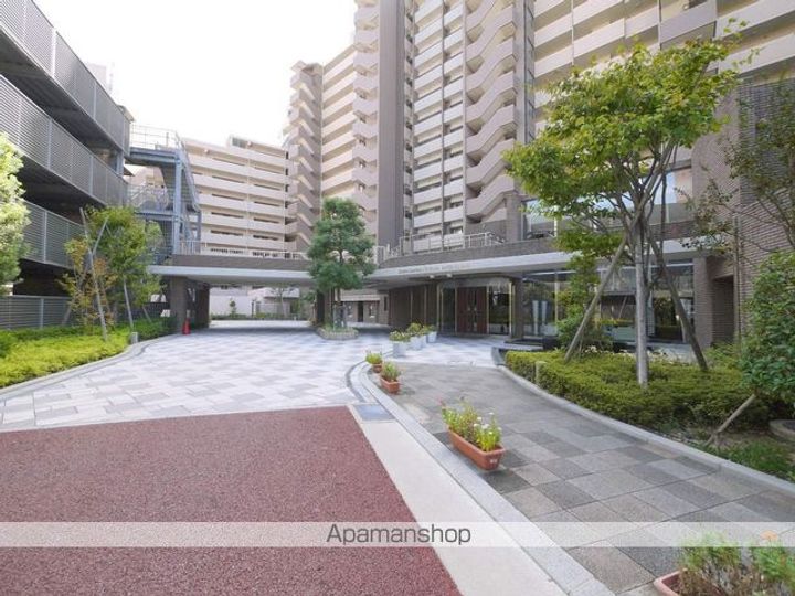ライオンズガーデン千種アーススクエアの外観