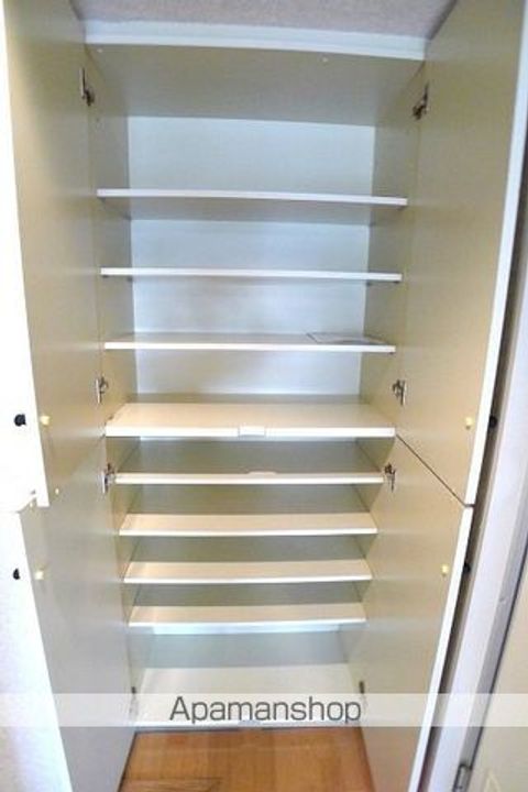 エスタ梅ヶ丘307の玄関